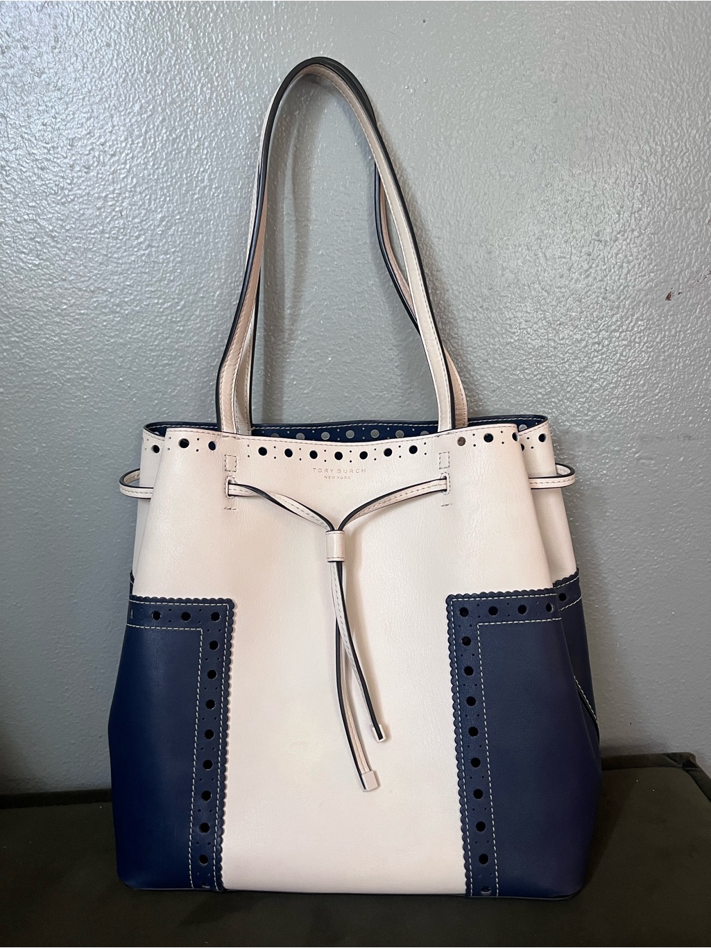 Tory Burch T - Block Brogue Leather Bucket Bag